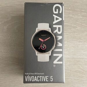 garmin Vivoactive 5 White and Rose Gold Smartwatch